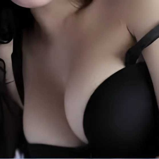 Female Escort Services in Mumbai: Call Right Now